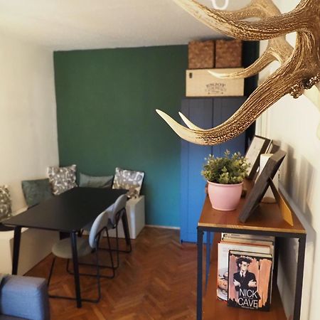 Cozy Apartment Near Tram Station Zagreb Ngoại thất bức ảnh